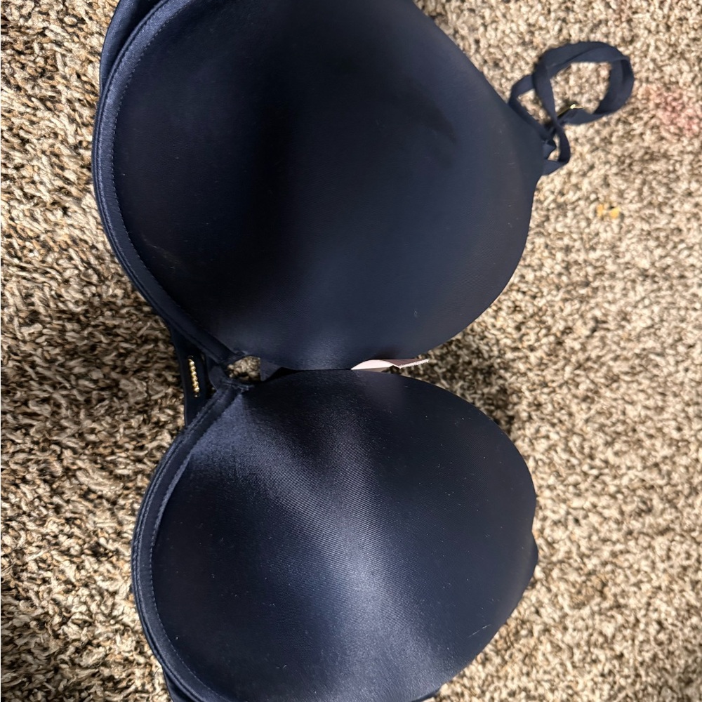 VS Push up bra NWT
